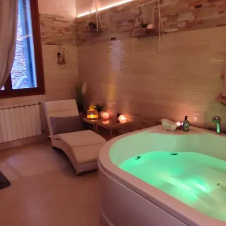 Suite Haven In Venice With Private Spa Exterior photo